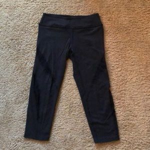 Beyond yoga crop leggings